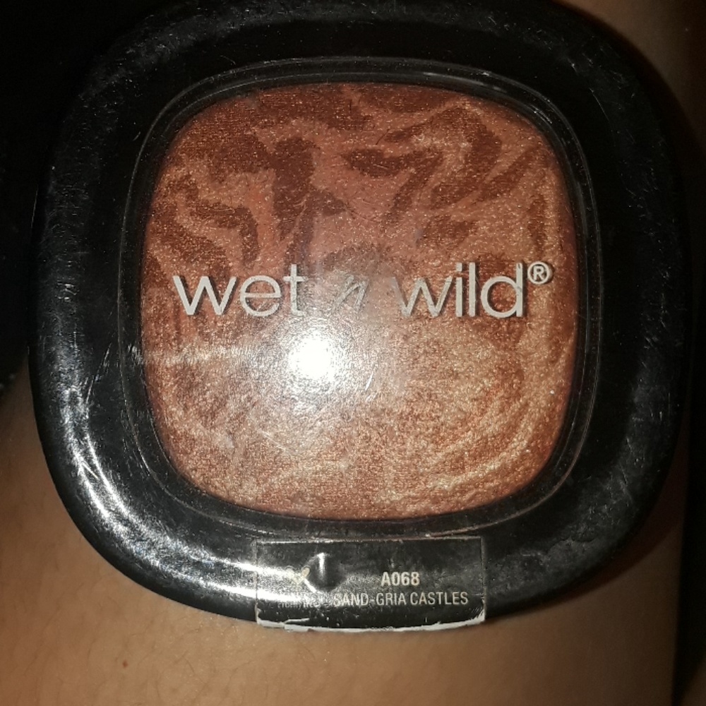 Wet n wild